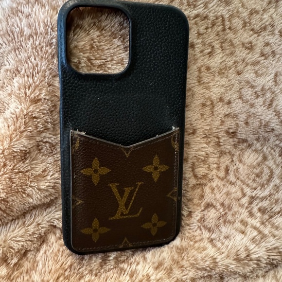Louis Vuitton I phone 13 Pro Max - Picture 1 of 6